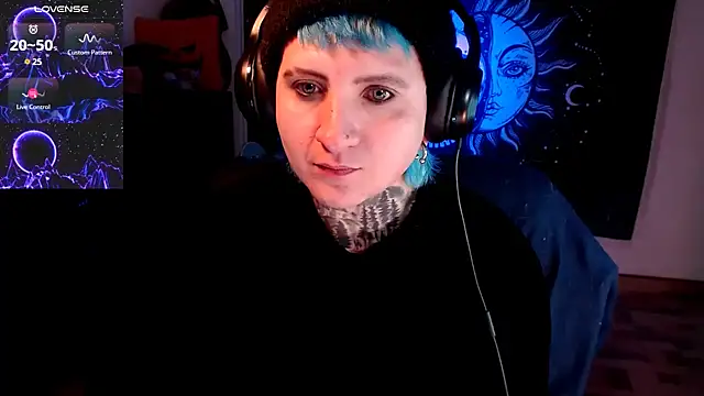 Marieblueeyes online show from 02.19.25