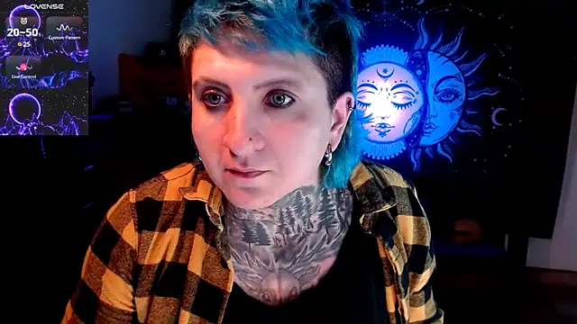 Marieblueeyes online show from 02.28.25