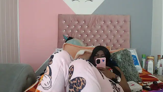 Negrabig online show from 03.15.25