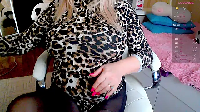 PamHardFuck online show from 02.22.25