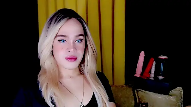 Snapshot of arianneXXX_ts chatting on 09.10.25 arianneXXX ts online show from 09.10.25