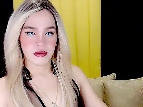 arianneXXX ts online show from 09.12.25