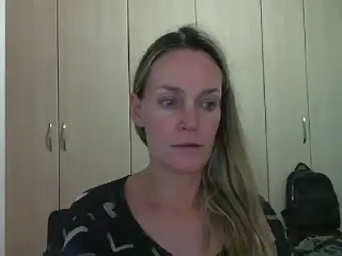 Annylove1 online show from 02.25.25