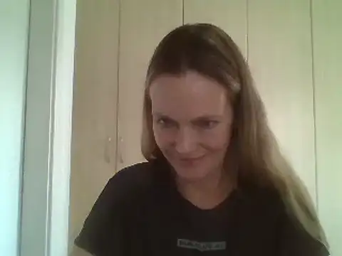 Annylove1 online show from 03.20.25