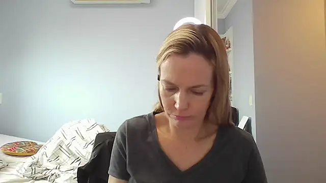 Annylove1 online show from 02.10.26