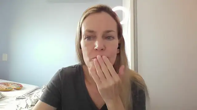 Annylove1 online show from 02.12.26