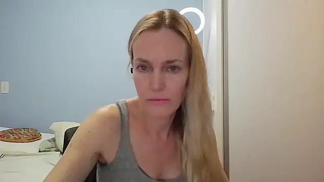 Annylove1 online show from 02.26.26