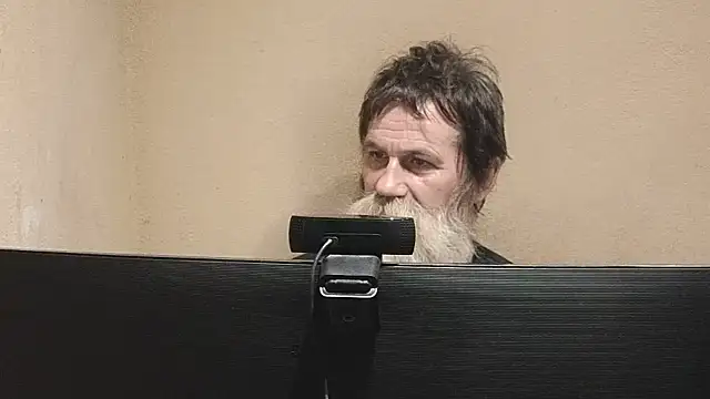 Snapshot of AlexNudo chatting on 12.08.24 AlexNudo online show from 12.08.24