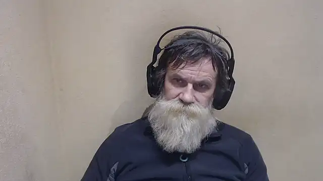 Snapshot of AlexNudo chatting on 12.23.24 AlexNudo online show from 12.23.24