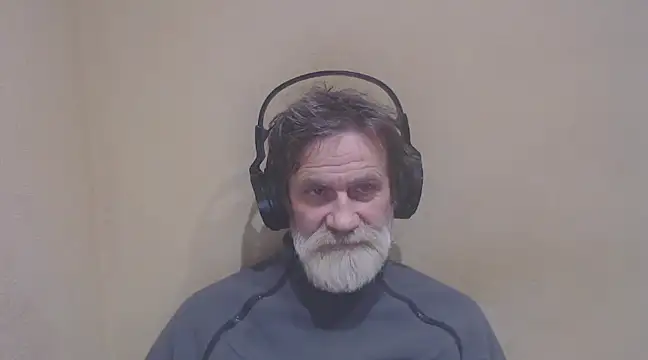 Snapshot of AlexNudo chatting on 01.09.25 AlexNudo online show from 01.09.25