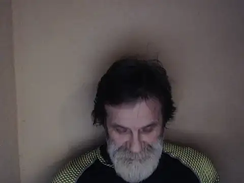 Snapshot of AlexNudo chatting on 01.28.25 AlexNudo online show from 01.28.25