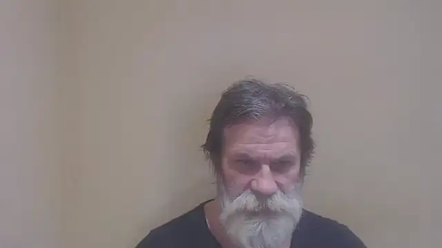 Snapshot of AlexNudo chatting on 02.24.25 AlexNudo online show from 02.24.25