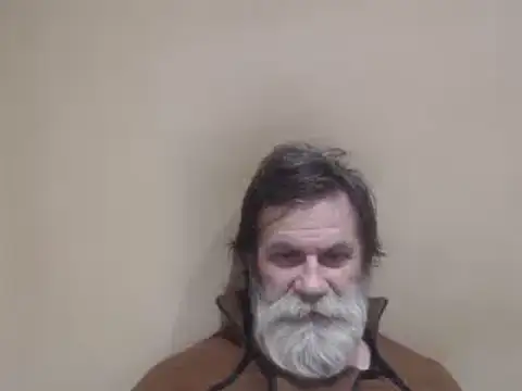 Snapshot of AlexNudo chatting on 02.25.25 AlexNudo online show from 02.25.25