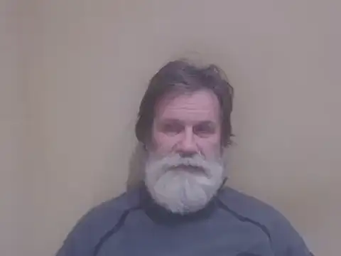 Snapshot of AlexNudo chatting on 03.04.25 AlexNudo online show from 03.04.25