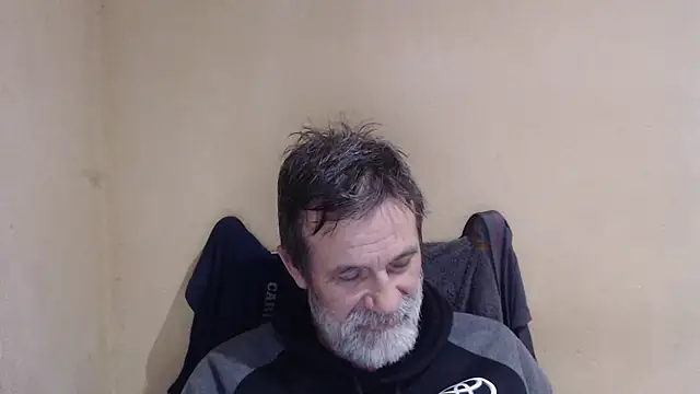 Snapshot of AlexNudo chatting on 10.09.25 AlexNudo online show from 10.09.25