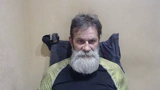 Snapshot of AlexNudo chatting on 05.22.26 AlexNudo online show from 05.22.26