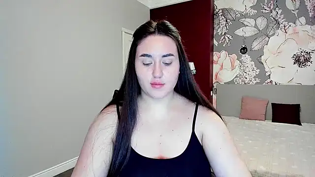 Roxie Bradley online show from 02.02.26