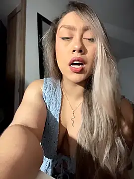 Im sophiie online show from 02.21.26