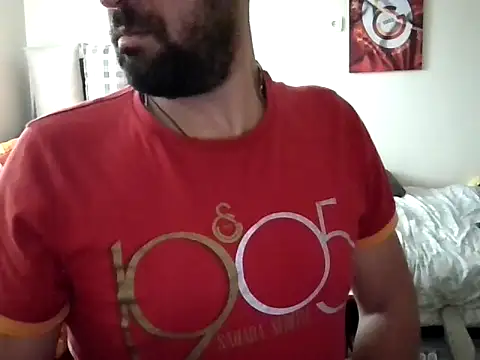 Snapshot of Ca414 chatting on 11.01.25 Ca414 online show from 11.01.25