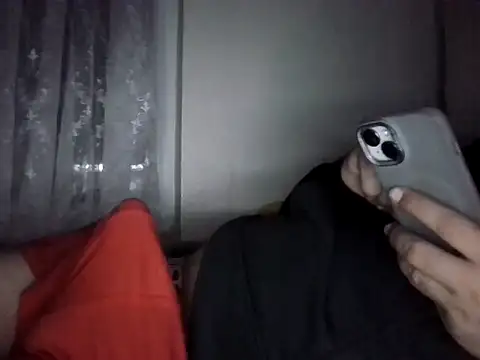 Snapshot of Ca414 chatting on 12.13.25 Ca414 online show from 12.13.25