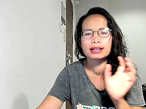 Snapshot of loveley_jenny chatting on 07.26.26 loveley jenny online show from 07.26.26
