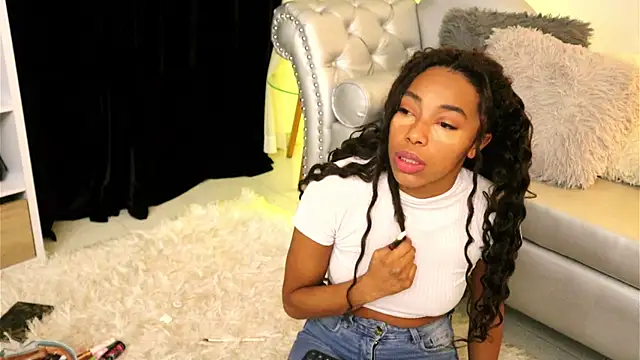 Valeriestyle online show from 10.02.25