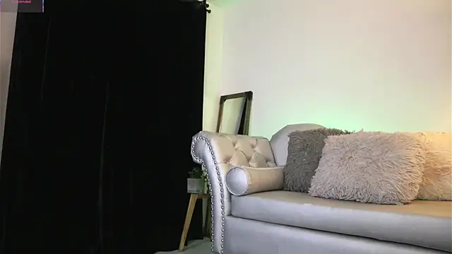 Valeriestyle online show from 11.03.25