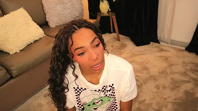 Snapshot of Valeriestyle chatting on 02.20.26 Valeriestyle online show from 02.20.26