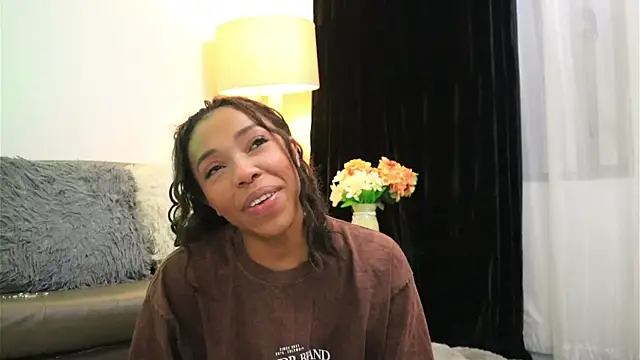 Snapshot of Valeriestyle chatting on 03.04.26 Valeriestyle online show from 03.04.26