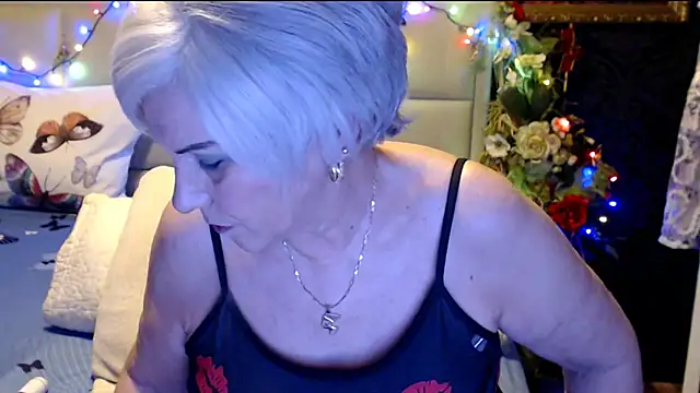 HappyWomanOn online show from 01.14.25