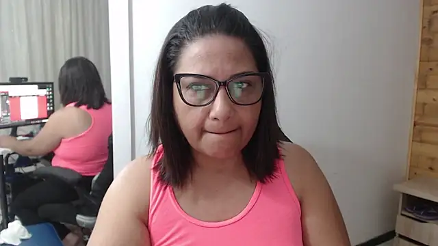 Snapshot of Katha_Marck chatting on 02.08.26 Katha Marck online show from 02.08.26