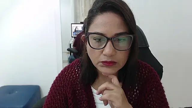 Snapshot of Katha_Marck chatting on 02.19.26 Katha Marck online show from 02.19.26