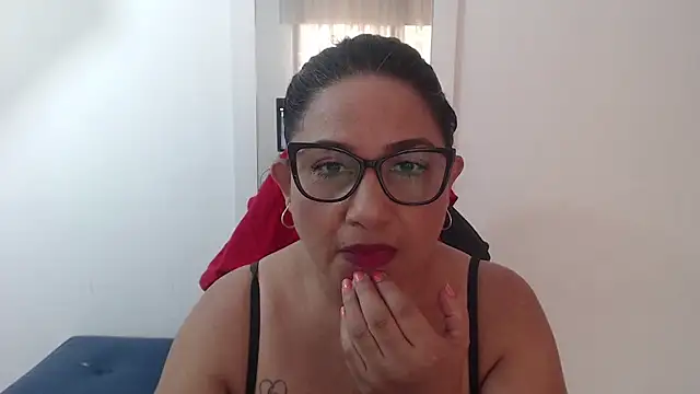 Katha Marck online show from 04.18.26