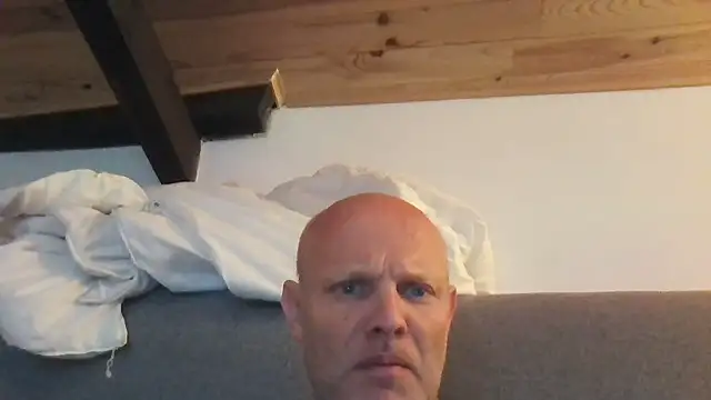 davigochi77bcn online show from 11.09.25