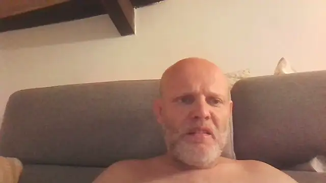 davigochi77bcn online show from 01.31.26