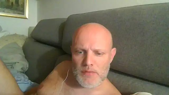 davigochi77bcn online show from 02.13.26