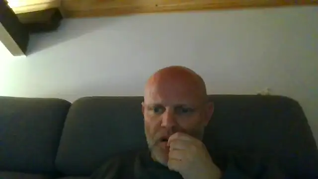 davigochi77bcn online show from 02.25.26