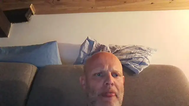 davigochi77bcn online show from 02.27.26