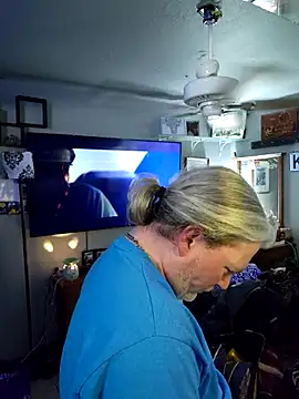 Hotredheadandtoungelasher online show from 02.28.26