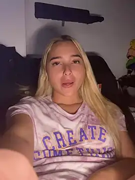 Irisweet  online show from 12.14.24