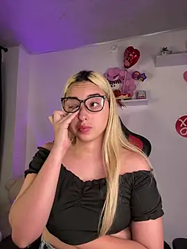 Irisweet  online show from 02.19.25