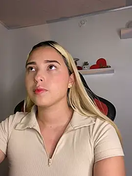 Irisweet  online show from 03.22.25