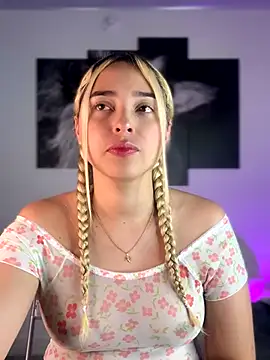 Irisweet  online show from 09.14.25