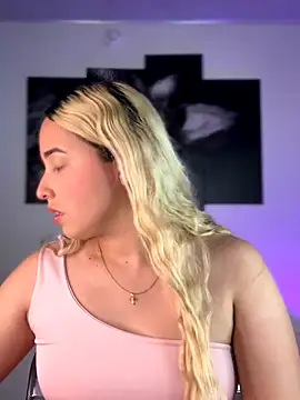 Irisweet  online show from 09.25.25