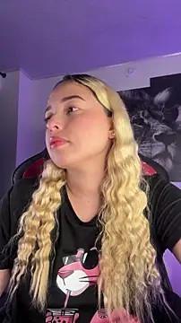 Irisweet  online show from 10.22.25