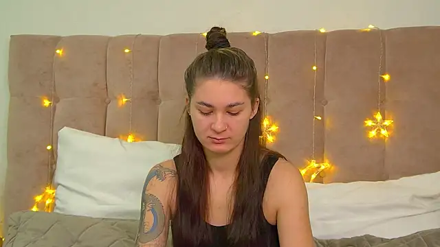 RachelSimpson online show from 12.22.24