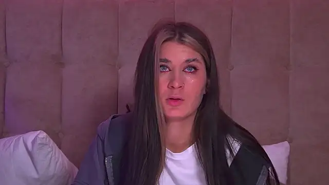 RachelSimpson online show from 01.28.25