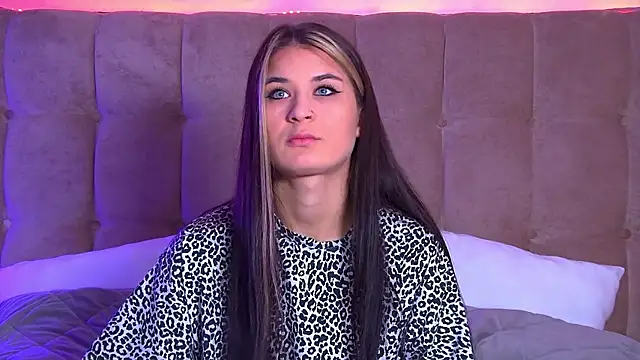 RachelSimpson online show from 02.20.25