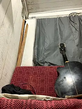 raphadoors19 online show from 10.26.25