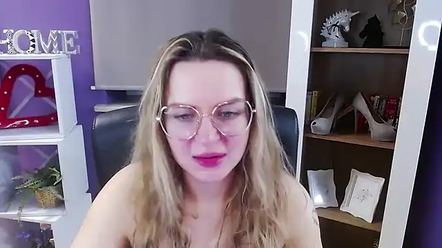 Zoey Erotic online show from 01.14.26